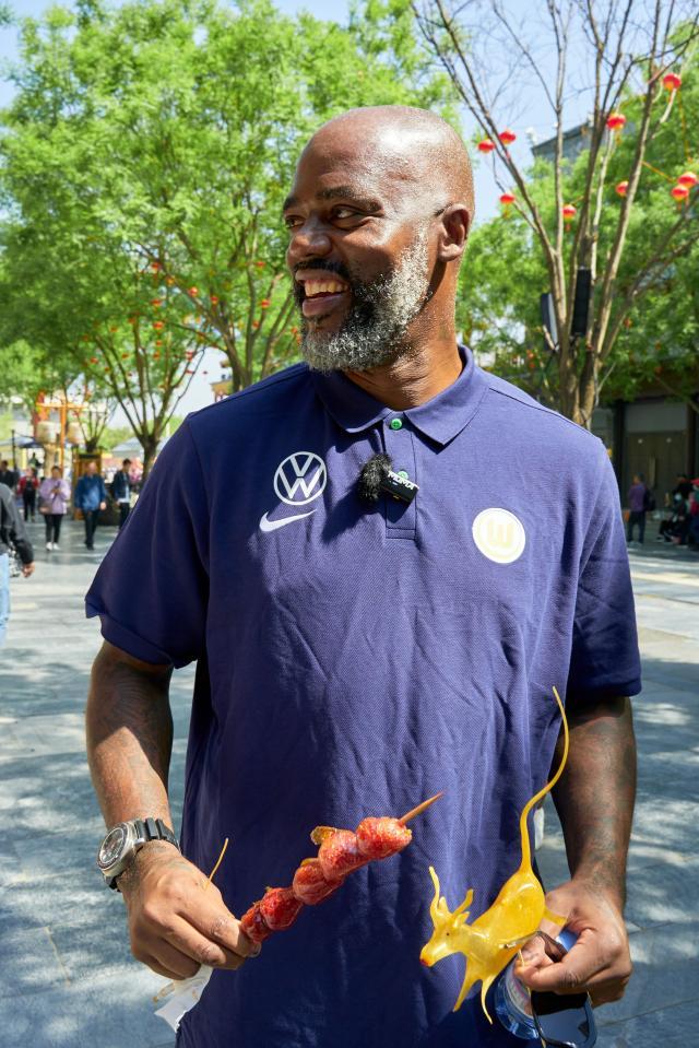 1714800160618049783.jpg 格拉菲特1_副本.jpg